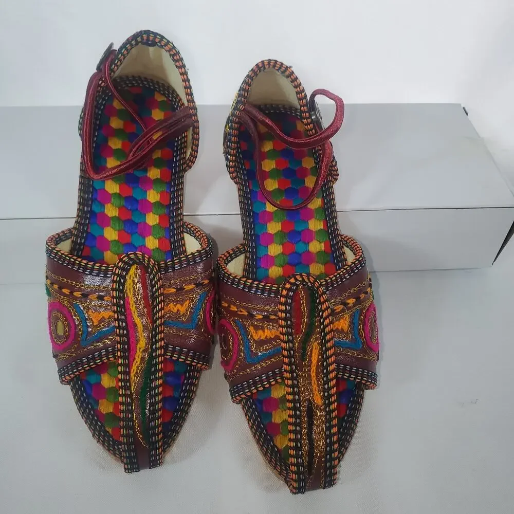 VTG Handmade Leather Embroidered Ethnic Colorful Kids Sandals Size 5